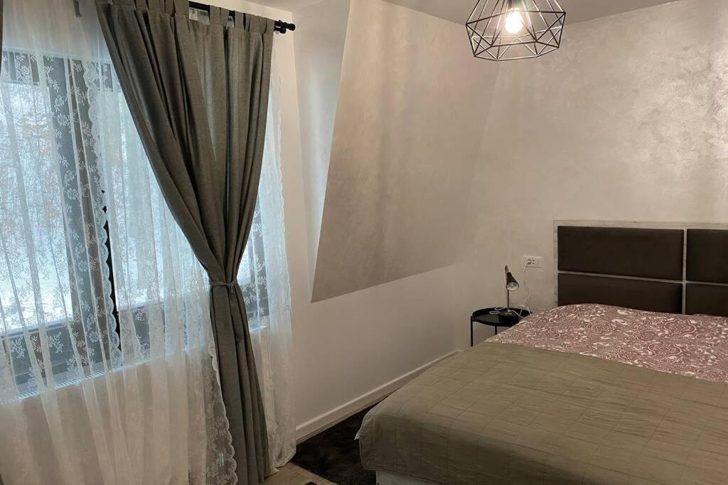 Casa Skadi, Zamora,Buşteni Exteriör bild